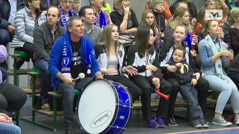 Kivola Riemst wint Limburgse derby in het volleybal