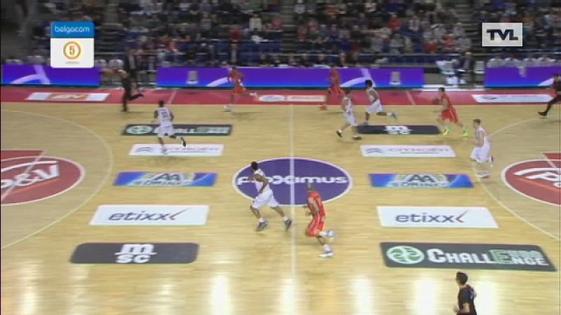 Limburg United wordt tweede na winst bij Antwerp