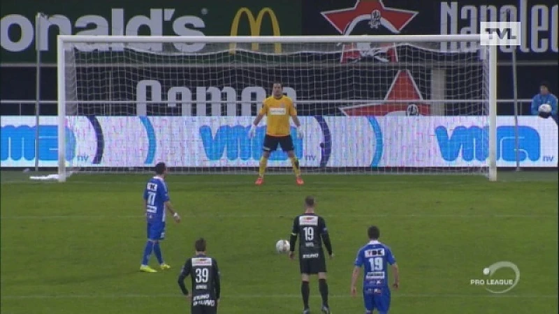 Racing Genk ontsnapt met onverhoopt punt uit Gent