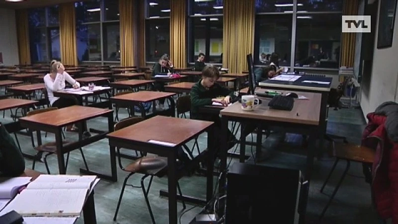 Leerkrachten in de meerderheid op school, ook in ziekenhuizen staking voelbaar