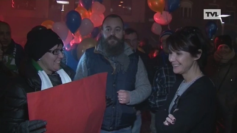 Supporters Sporting Hasselt geven rode kaart aan burgemeester