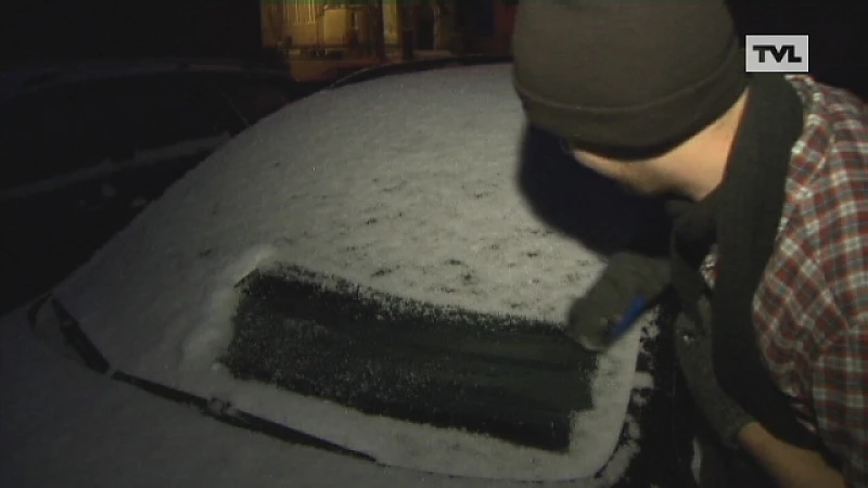 Winterprik met vriestemperaturen en gladde wegen