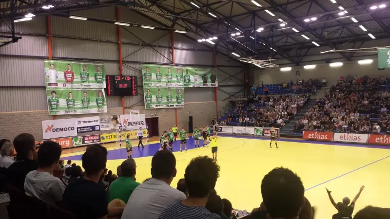 Op weg naar een thriller in het handbal