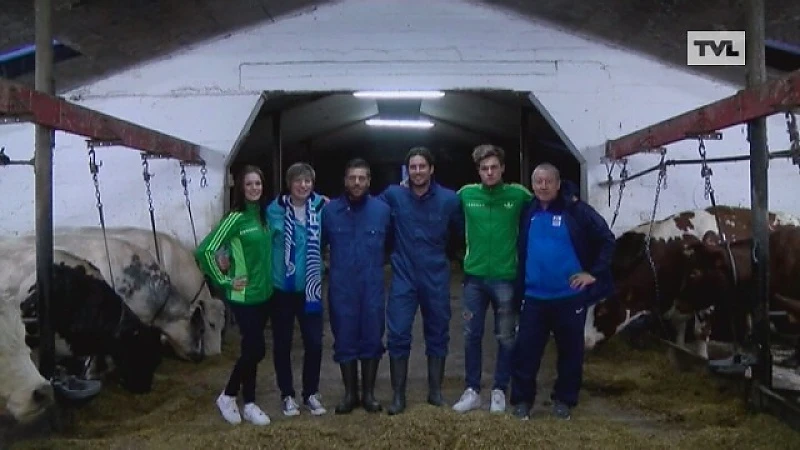 KRC Genk: Benji De Ceulaer en László Köteles op de boerderij