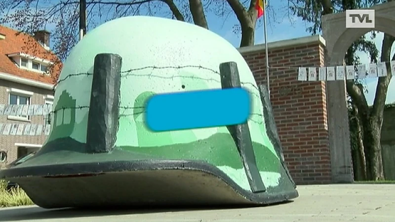 Maaseik: Onthulling Stahlhelm