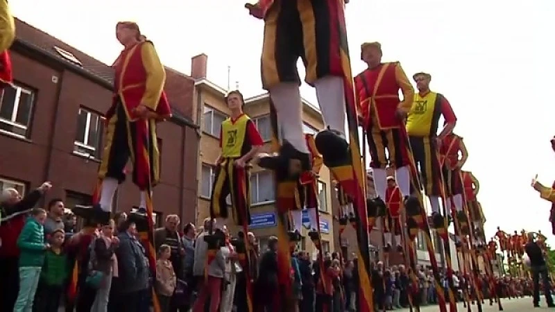 O-Parade lokt massa volk naar Genk