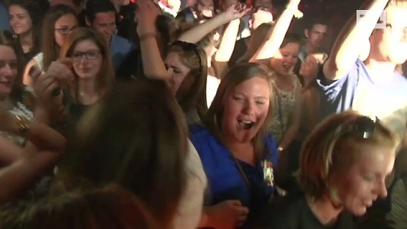 Studenten doorbreken blok voor kortste fuif ooit