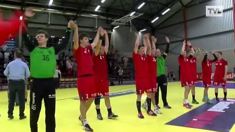 Nationale handbalploeg wint in de Alverberg van Griekenland