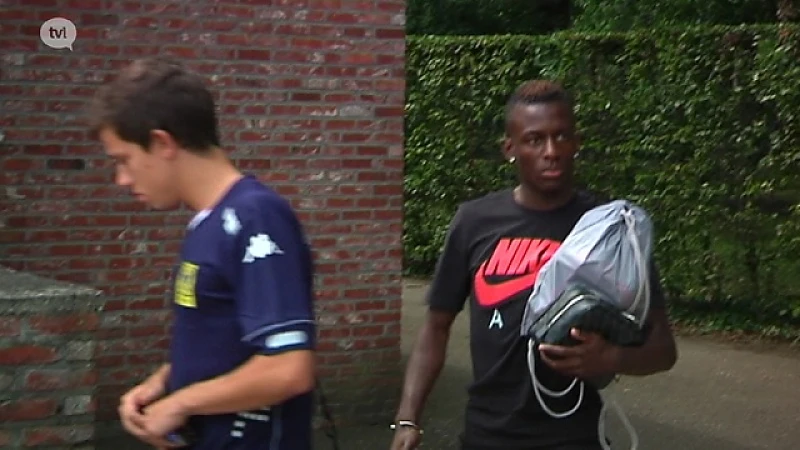 Jean Luc Diarra Dompé nieuwe spits van STVV of Standard?