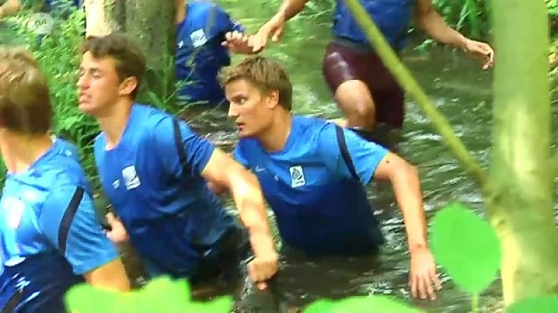 Jelle Vossen traint in Genk