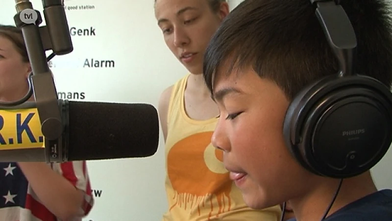 Waalse jongeren maken radio bij GRK op Vlaamse feestdag