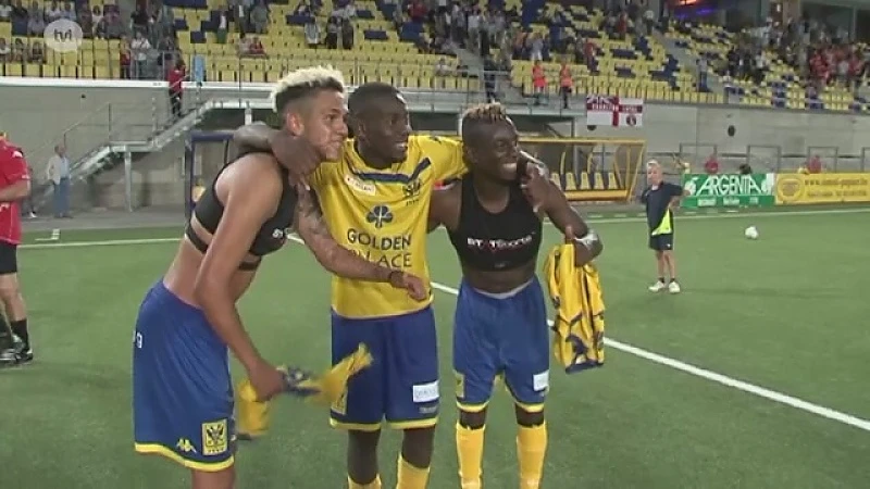 STVV wint vlotjes van Charlton Atletic met 4-0