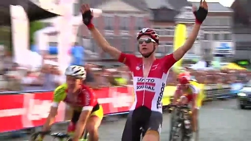 Tim Wellens wint eigen GP