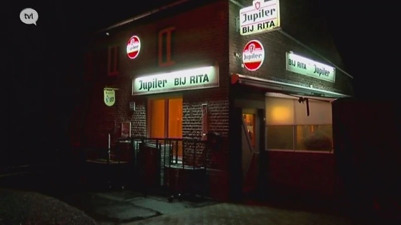 Heks viert 85 jaar Café bij Rita