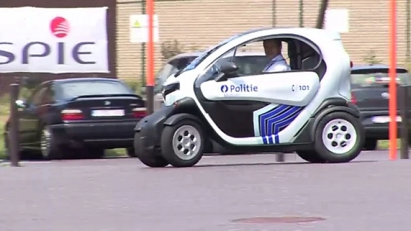 Politie MidLim gebruikt als eerste volledig elektrische wagen
