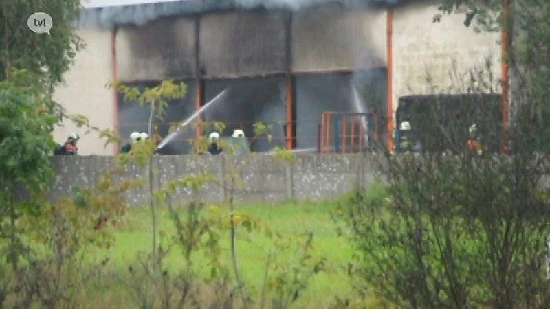 Brand vernielt tweedehandswinkel in Lommel