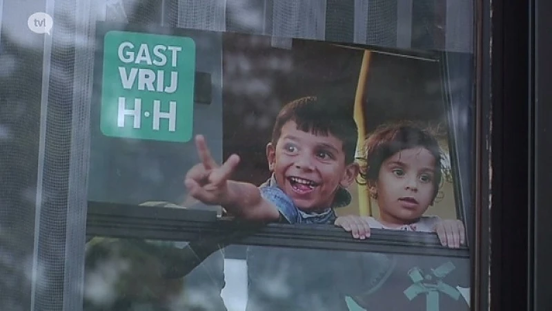 Eerste vluchtelingen komen vandaag al aan in Helchteren