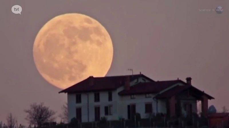 Zondagnacht is er een superbloedmaan te zien