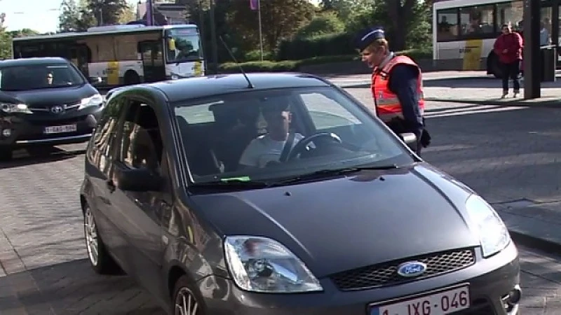 Extra politiecontroles op gordeldracht en bellen achter het stuur