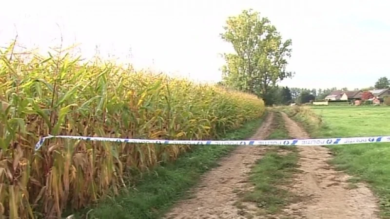 Lichaam gevonden in uitgebrande auto in Lanaken