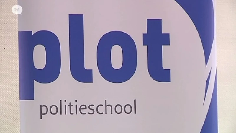 Politiebaas De Bolle stelt de nieuwe politie-opleiding voor in Genk