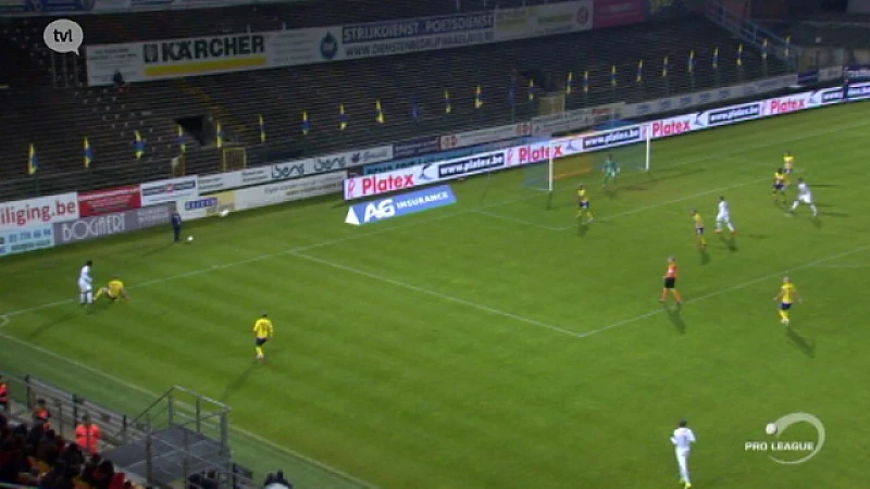 Racing Genk pakt eerste uitzege in Waasland-Beveren