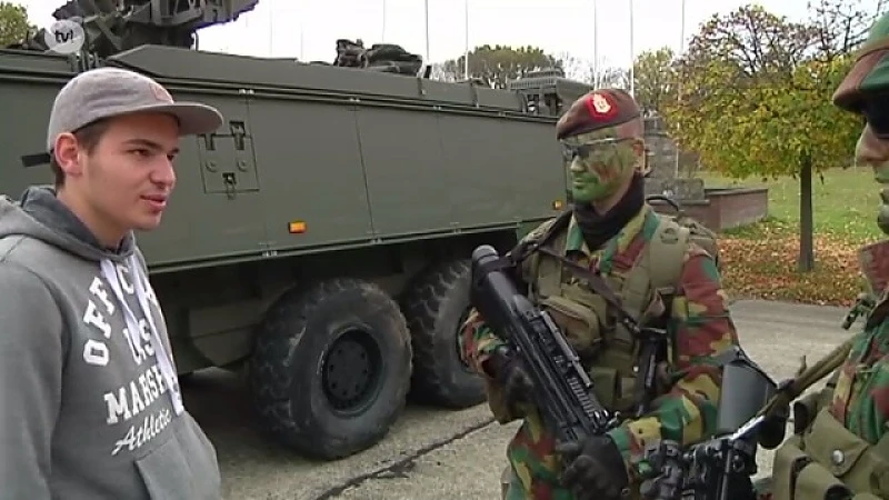 Veel volk op jobdag Defensie in Leopoldsburg