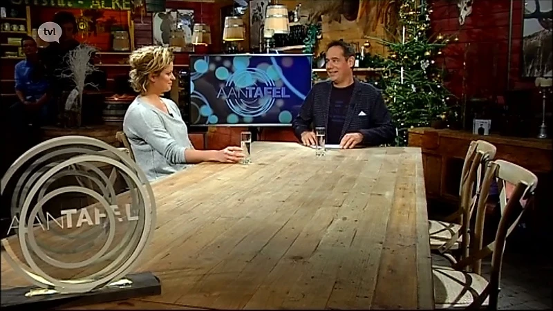 MAANDAG Aan Tafel met Kim Clijsters (afl 1)
