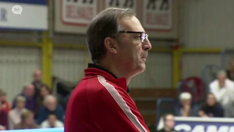 Castellani debuteert bij Maaseik met overwinning tegen leider