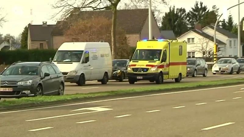 Verkeer naar Ikea ontaardt in chaos: ambulance kan niet voor- of achteruit