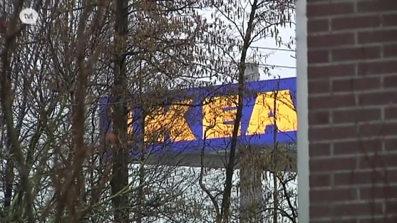 Buurtbewoners klagen over reclamezuil Ikea