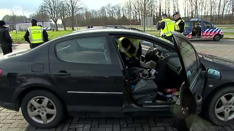 Nederland controleert op vluchtelingen op A2 in Eijsden, files mogelijk