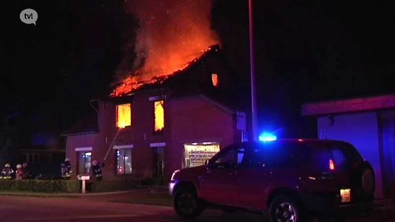 Huis in Kortessem volledig vernield door zware brand