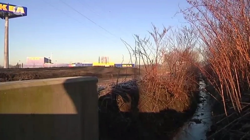 Ikea Hasselt loost zonder machtiging water in beek