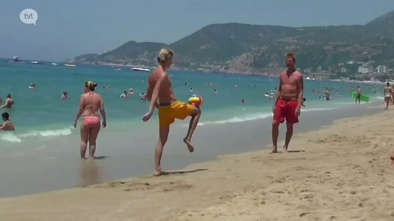 Willy Claes raadt vakantie in Turkije af
