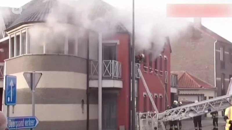 Brand verwoest appartement in Bree
