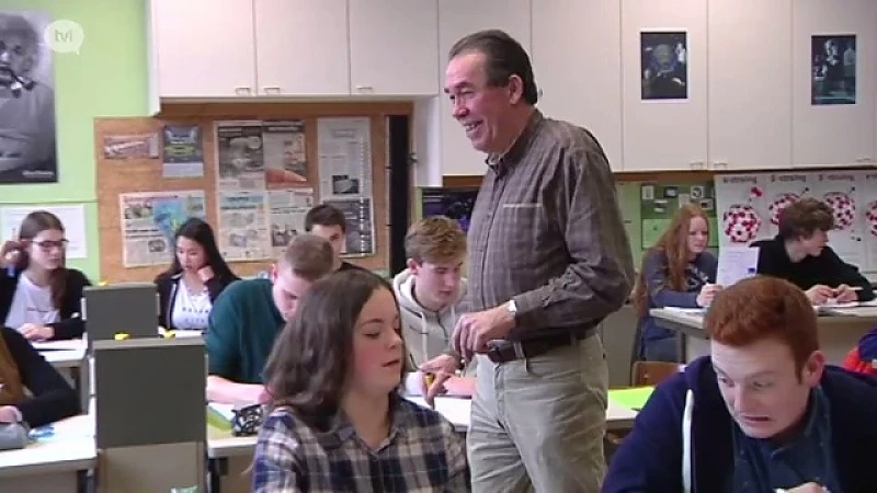 Steeds meer gepensioneerde leerkrachten opnieuw voor de klas