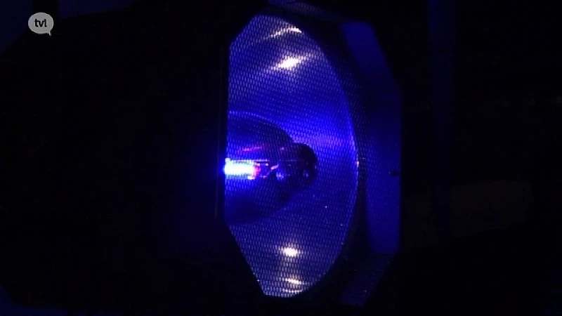 Zaalvoetballen in het donker: Glowball voor het eerst in België