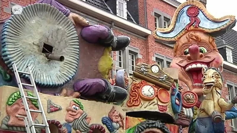 Stormweer: toch carnavalsoptocht in Rekem
