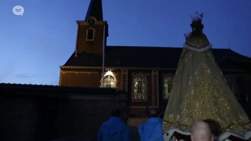Mariabeeld reist door Tongeren