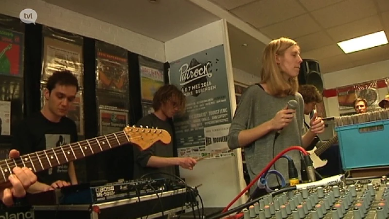 Whispering Sons op Record Store Day in Heusden-Zolder