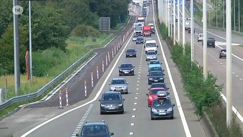 Keulen: "Extra spitsstrook tussen Beringen en Lummen op de E313 komt eraan"