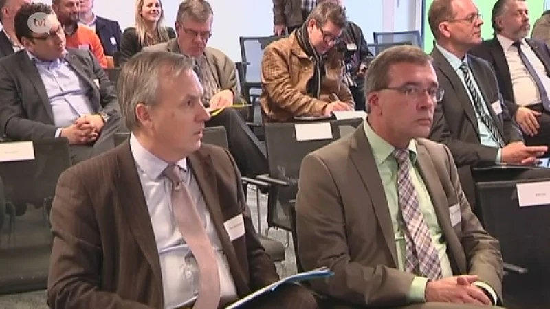 Rectorkandidaten Piet Stinissen en Luc De Schepper gaan live in debat op TVL