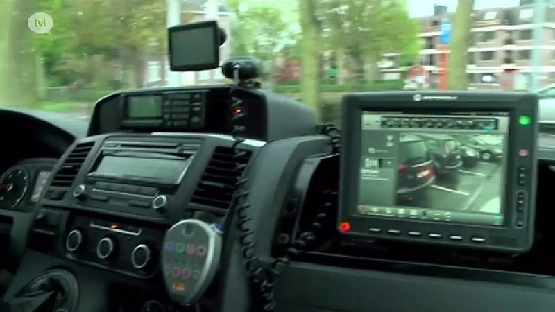 Politie zet jacht op straatracers