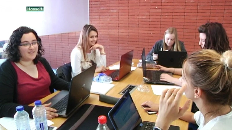 Studenten beginnen aan de blok