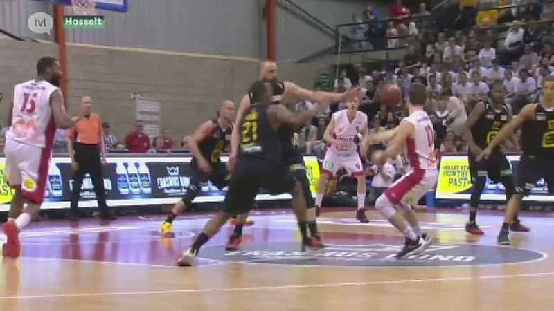 Hubo Limburg United verslaat Oostende en hangt bordjes weer gelijk