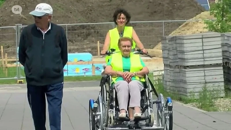 Elektrische rolstoelfiets