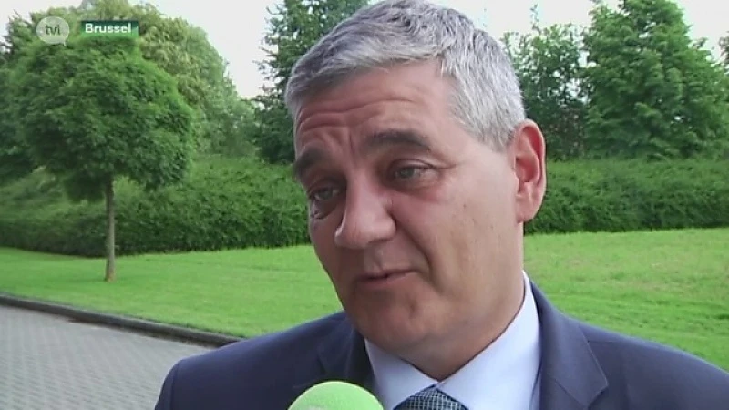 Minister Steven Vandeput: "Alert blijven tijdens het EK, maar angst is niet nodig"