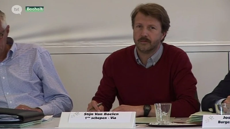 Burgemeesterswissel Bocholt: Stijn Van Baelen (VIA) volgt Jos Claessens (Nieuwe Unie) op