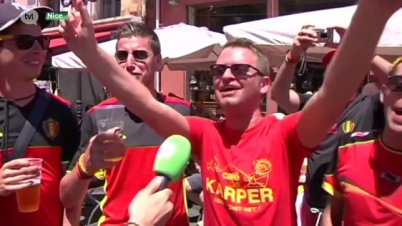 Belgische supporters in Nice: eerst een goal van Zlatan, dan wordt het 3-1, en België gaat naar de finale